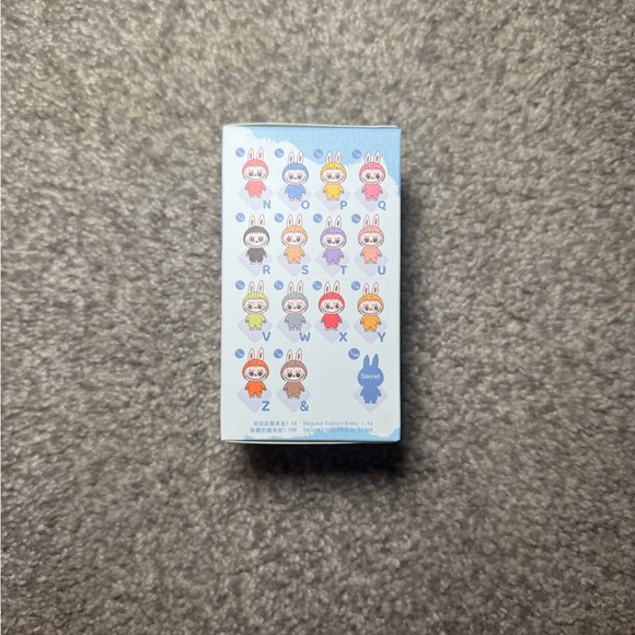 Labubu Pin For Love Letter Q - Picture 3 of 3